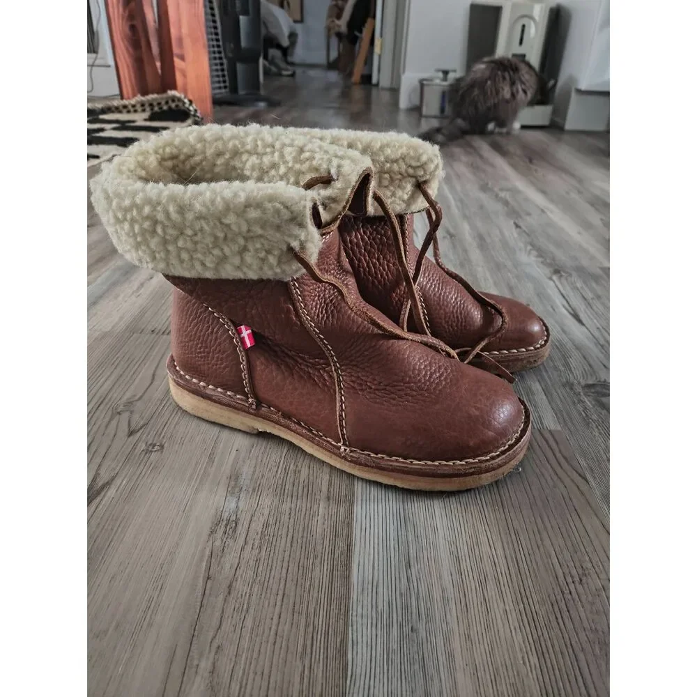 Duckfeet Arhus boots in nut brown